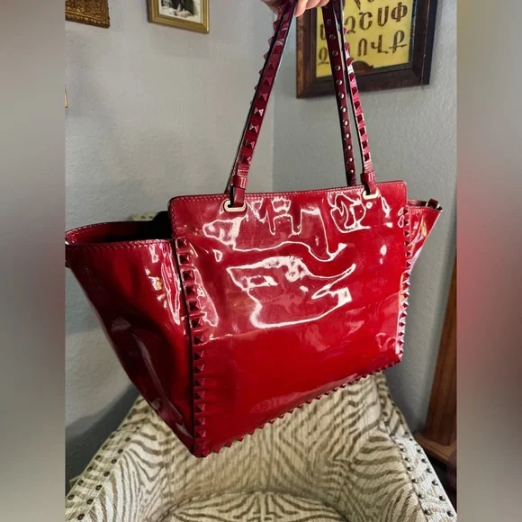 Valentino Garavani Rockstud Medium Tote — Red Patent Leather - Picture 3 of 6